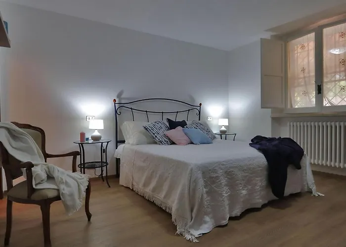 Luisa * Πέζαρο